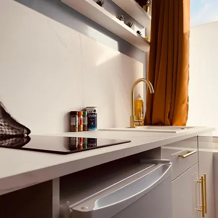 La Balneo De L'imperatrice Anastasia - 306 *